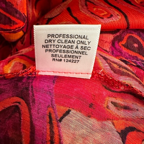 NWT MISA One-Shoulder Single Flutter Sleeve Dress Red Orange Women’s Size Small - Picture 11 of 12